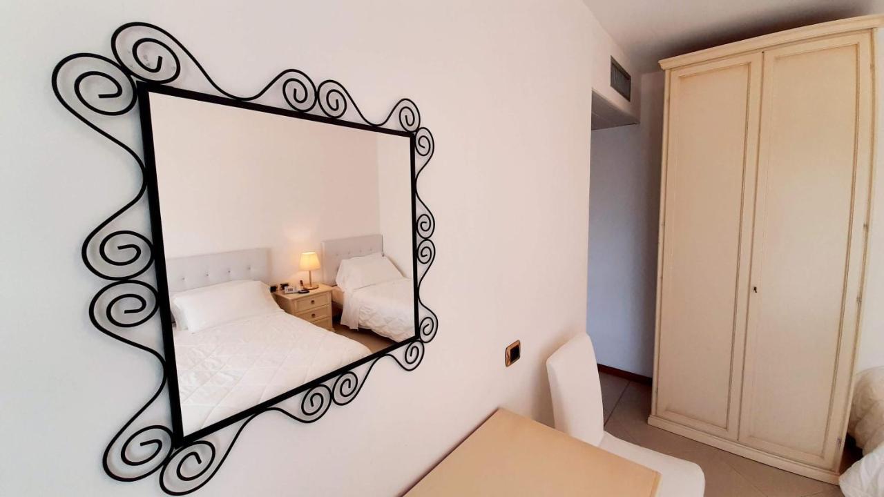 Hotel & Wellness Fra I Pini 리그나노 사비아도로 외부 사진