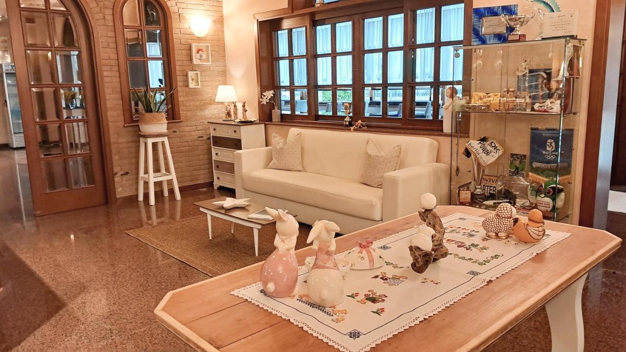 Hotel & Wellness Fra I Pini 리그나노 사비아도로 외부 사진