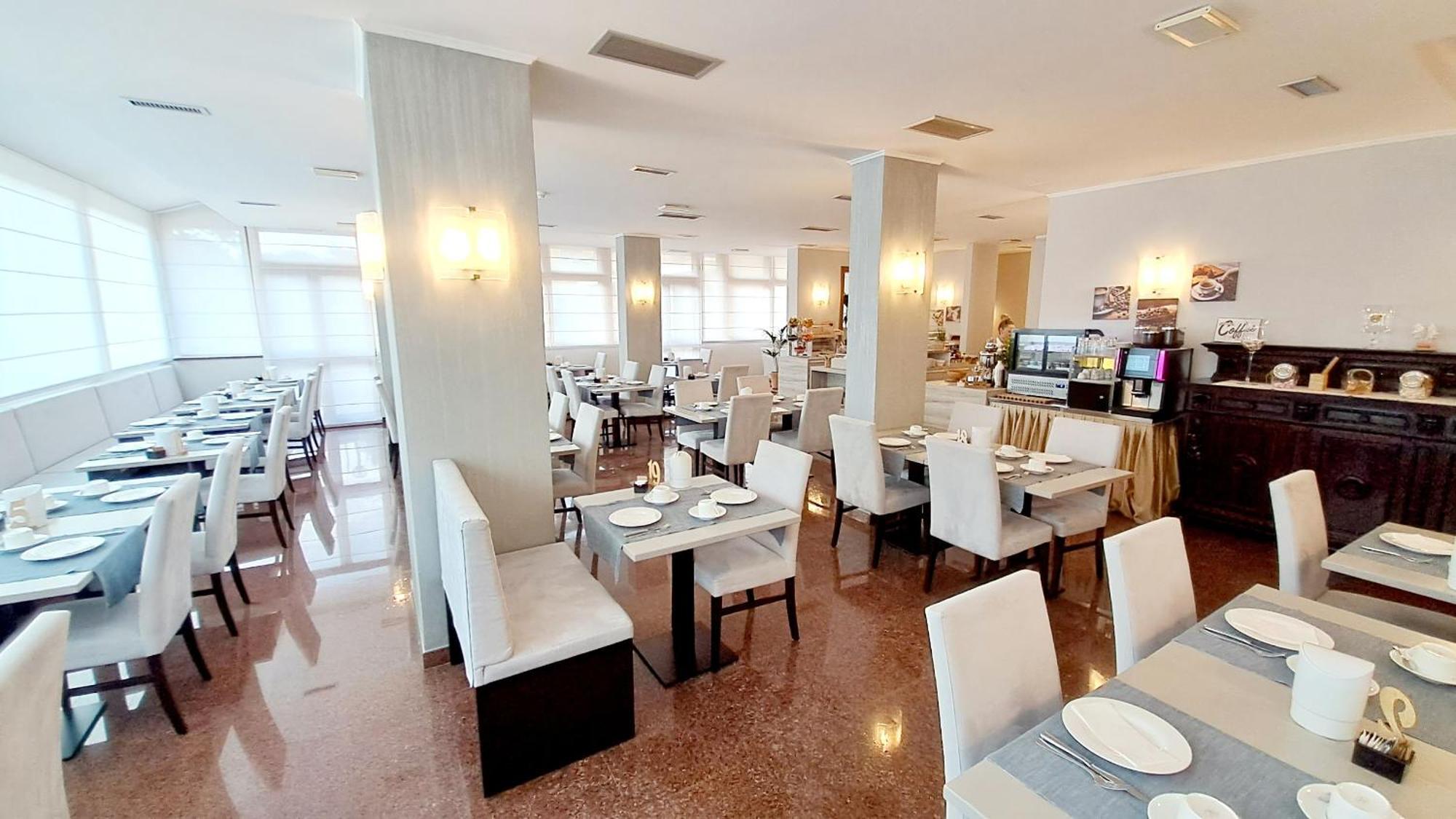 Hotel & Wellness Fra I Pini 리그나노 사비아도로 외부 사진
